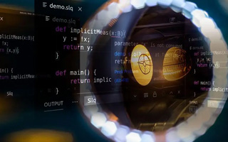 漳浦 api php源码,下载的php源码怎么运行呢？